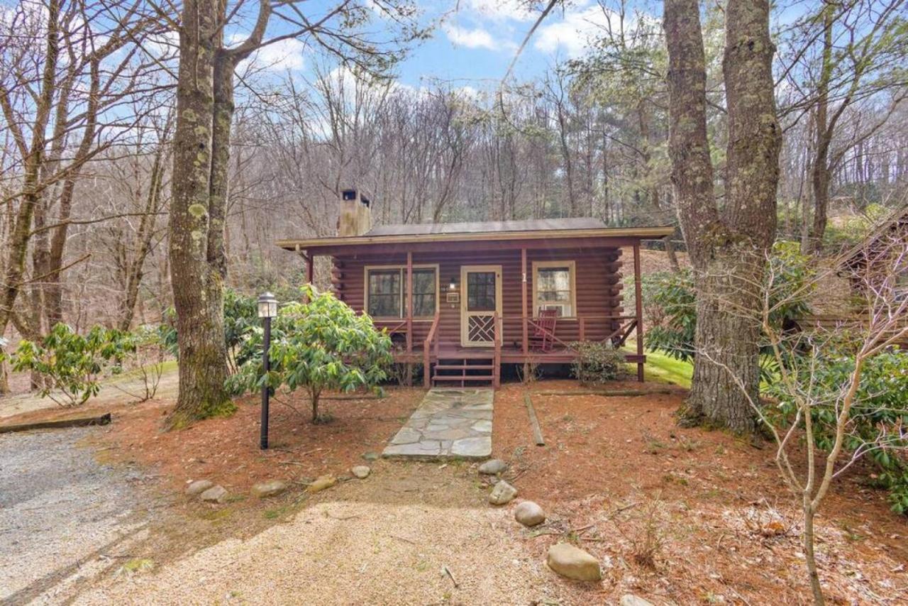 Picturesque Riverside Cabin With Fireplace And Porch Villa Blowing Rock Exterior photo